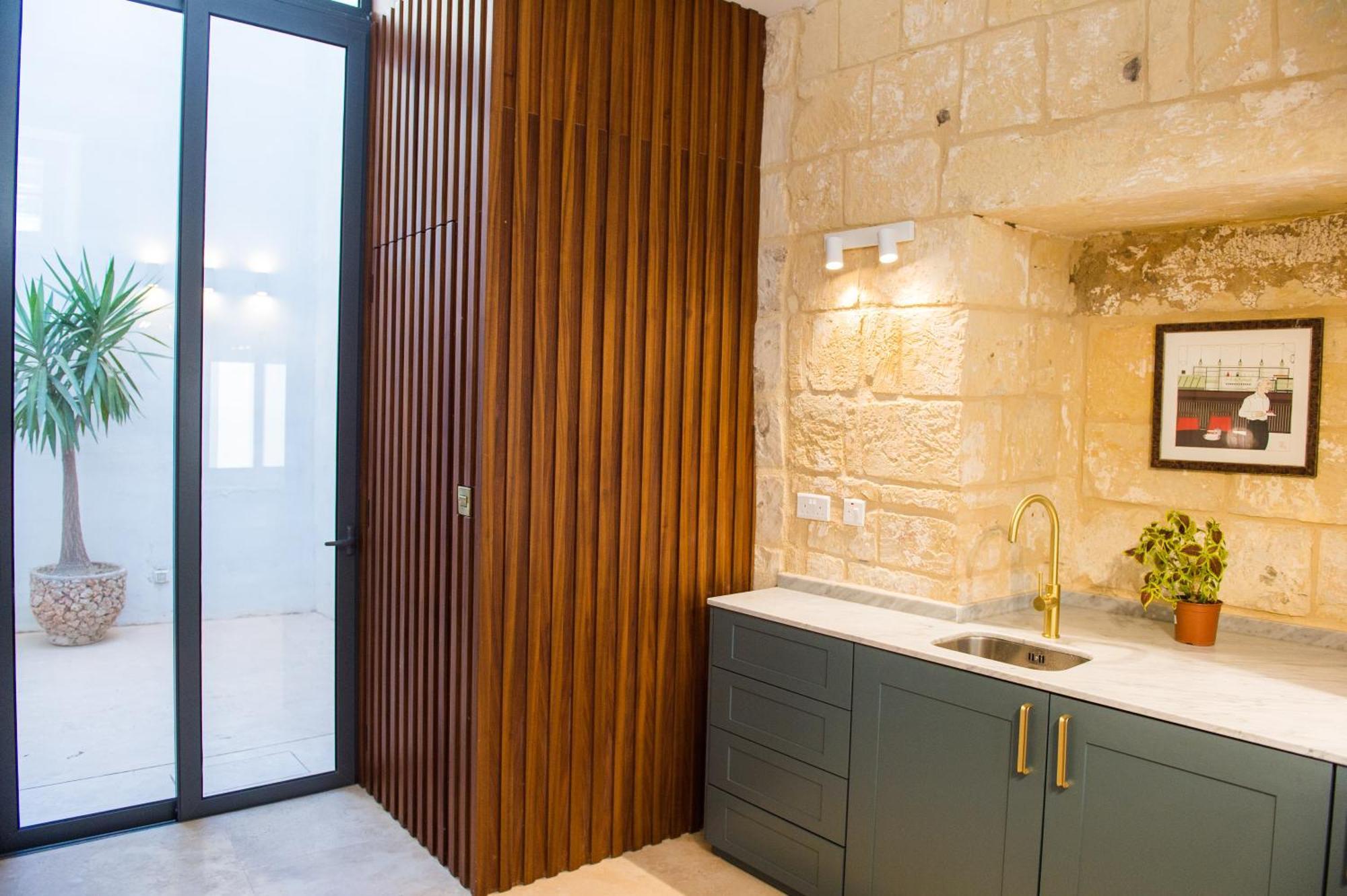 San Anton Suites Attard Zewnętrze zdjęcie